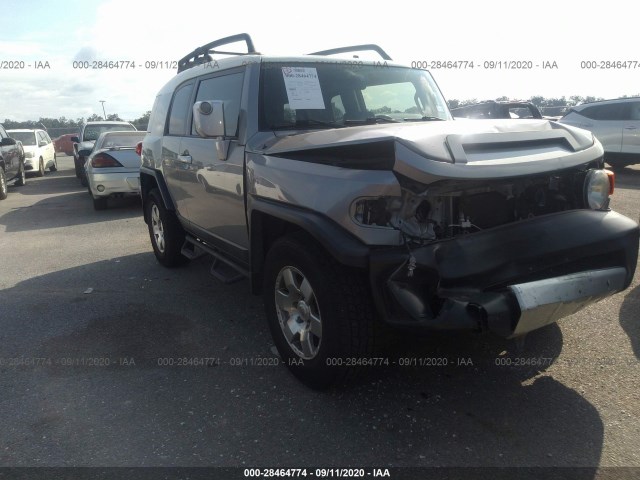 Toyota Fj cruiser (2010)