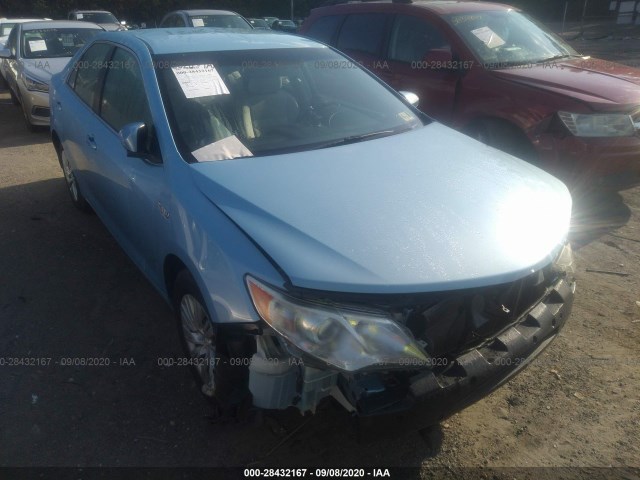Toyota Camry hybrid (2012)
