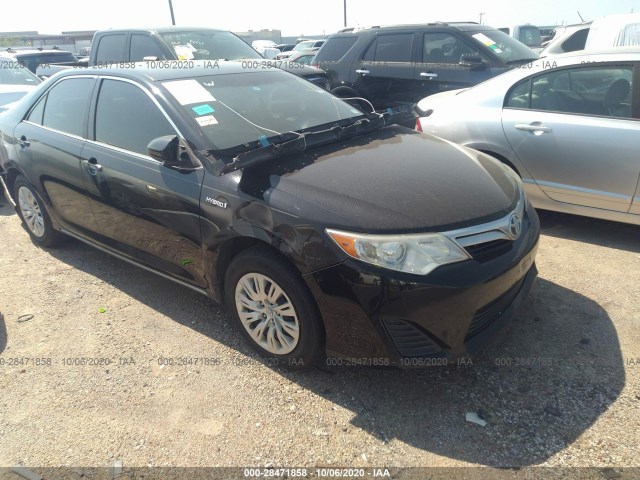 Toyota Camry hybrid (2014)