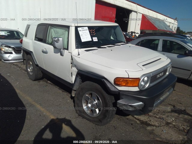Toyota Fj cruiser (2010)