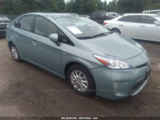 Toyota Prius plug-in (2014)