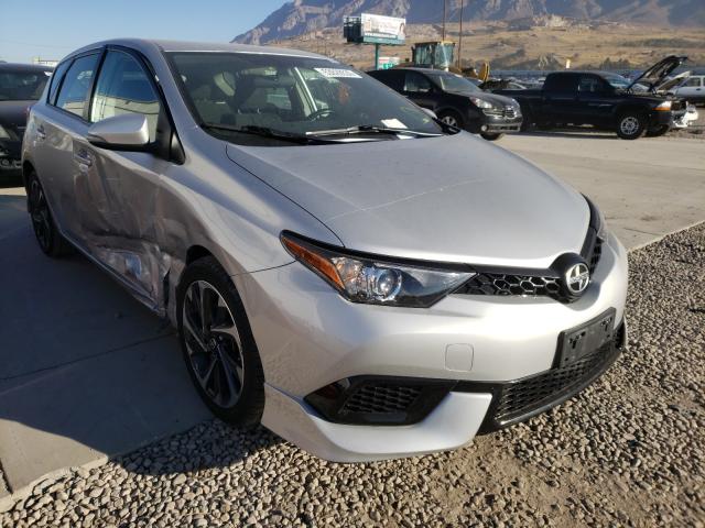 Toyota Scion im (2016)