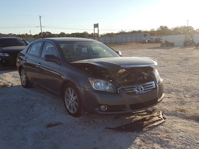 Toyota Avalon xl (2010)