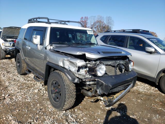 Toyota Fj cruiser (2012)