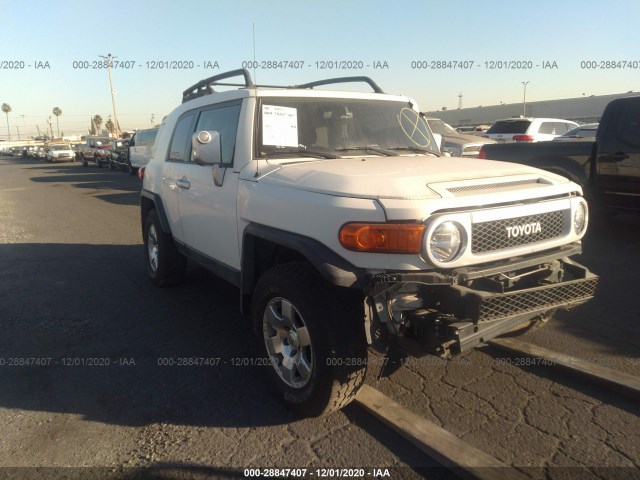 Toyota Fj cruiser (2010)