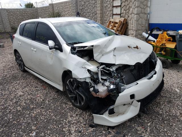 Toyota Scion im (2016)