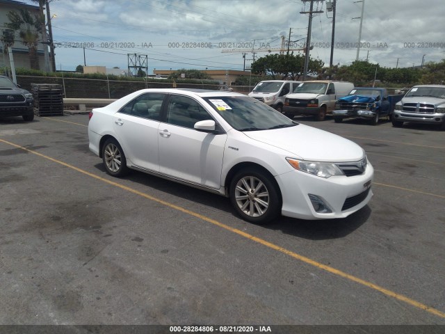 Toyota Camry hybrid (2012)
