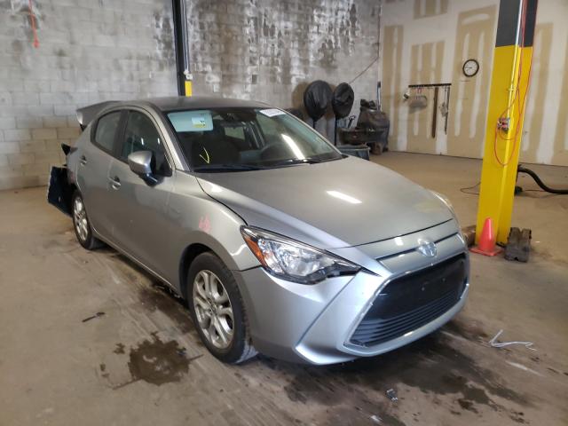 Toyota Scion ia (2016)