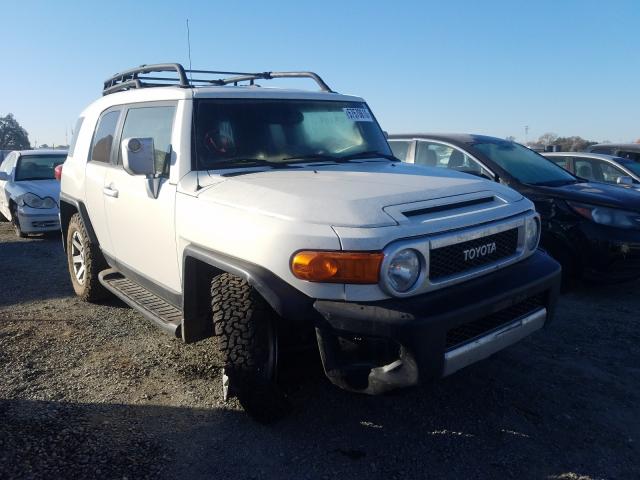 Toyota Fj cruiser (2014)