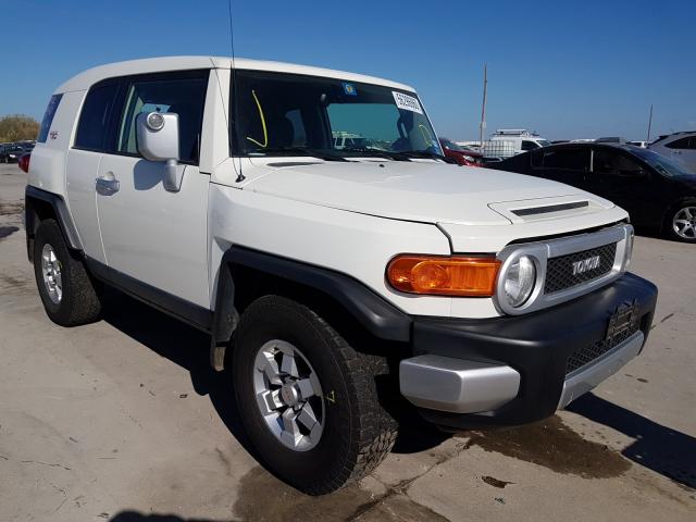 Toyota Fj cruiser (2010)