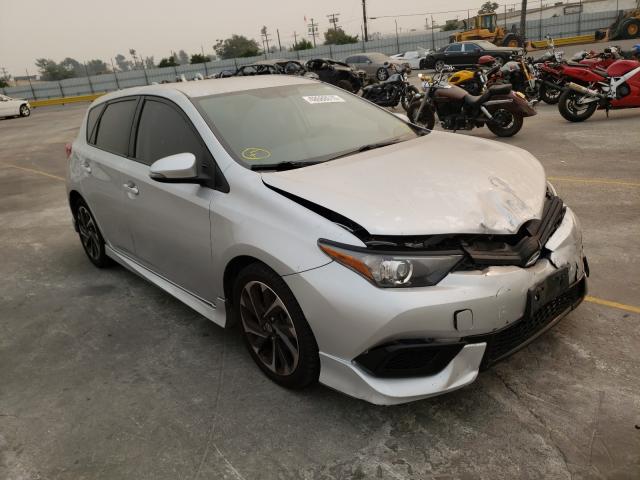 Toyota Scion im (2016)