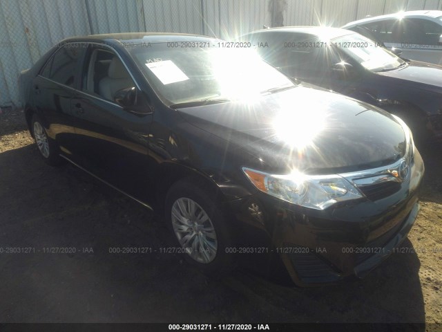 Toyota Camry hybrid (2012)