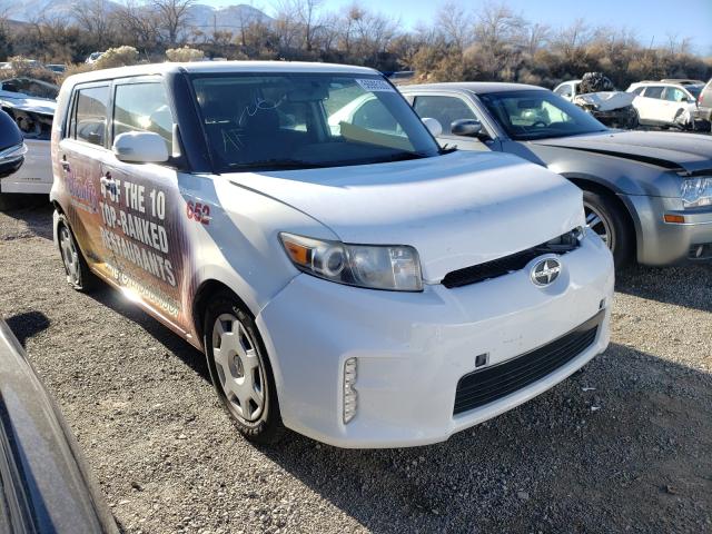 Toyota Scion xb (2015)