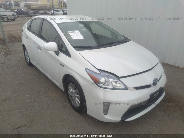 Toyota Prius plug-in (2013)