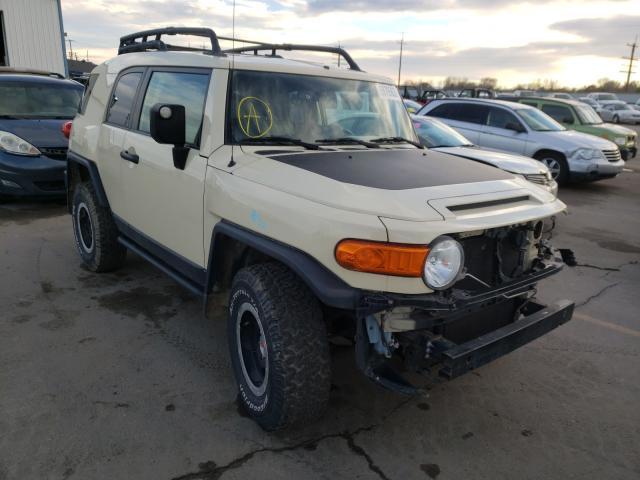 Toyota Fj cruiser (2010)