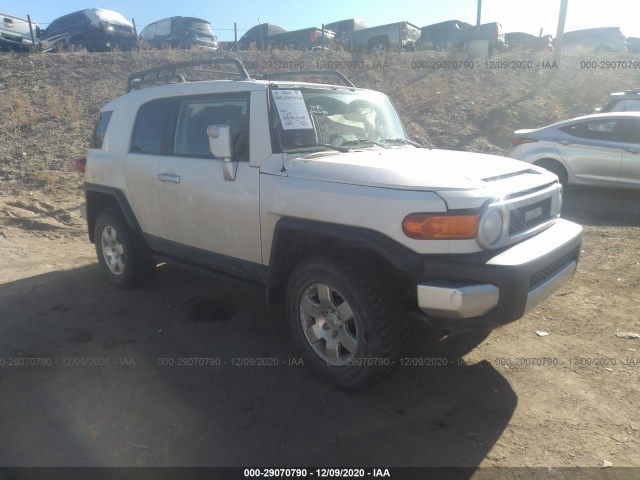 Toyota Fj cruiser (2010)