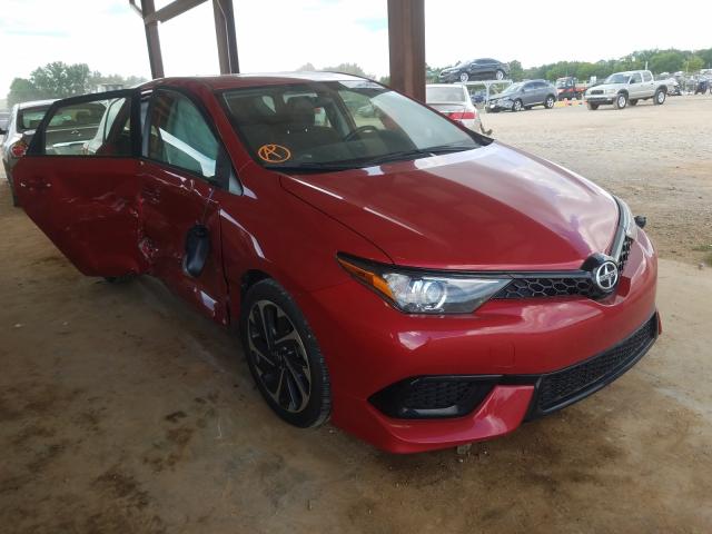 Toyota Scion im (2016)
