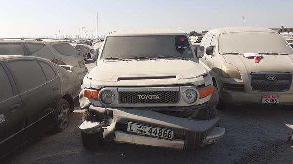 Toyota Fj cruiser (2014)