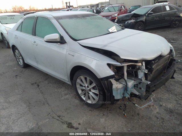 Toyota Camry hybrid (2012)