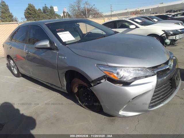 Toyota Camry hybrid (2015)