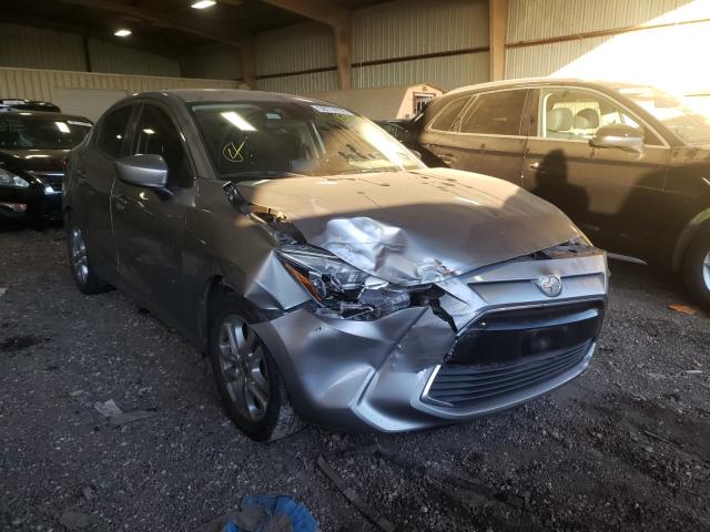 Toyota Scion ia (2016)