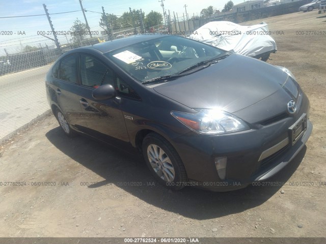 Toyota Prius plug-in (2014)