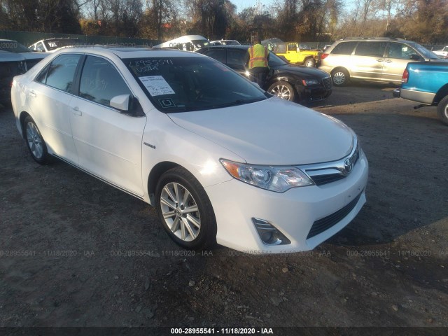 Toyota Camry hybrid (2012)