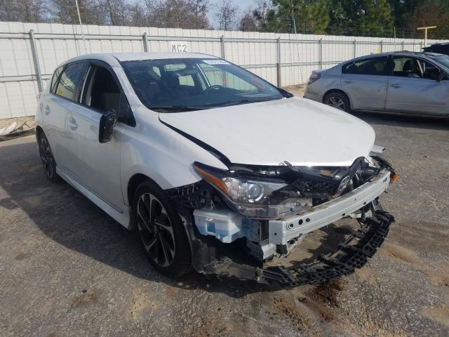 Toyota Scion im (2016)