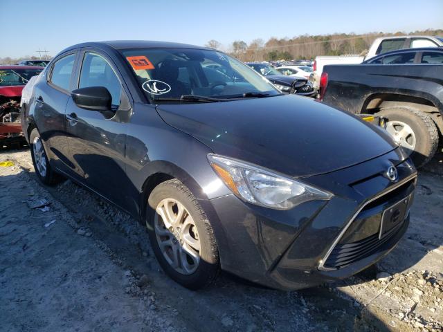 Toyota Scion ia (2016)
