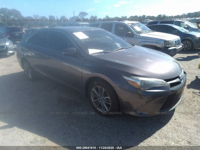 Toyota Camry hybrid (2015)