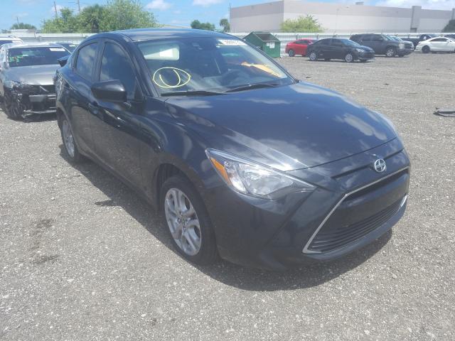 Toyota Scion ia (2016)