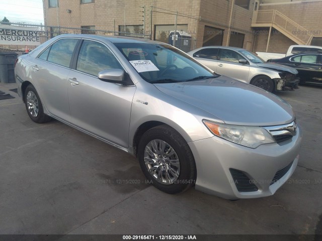 Toyota Camry hybrid (2012)