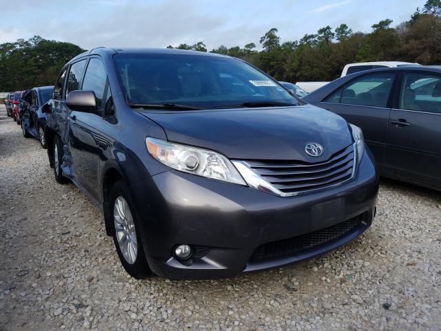 Toyota Sienna xle (2015)