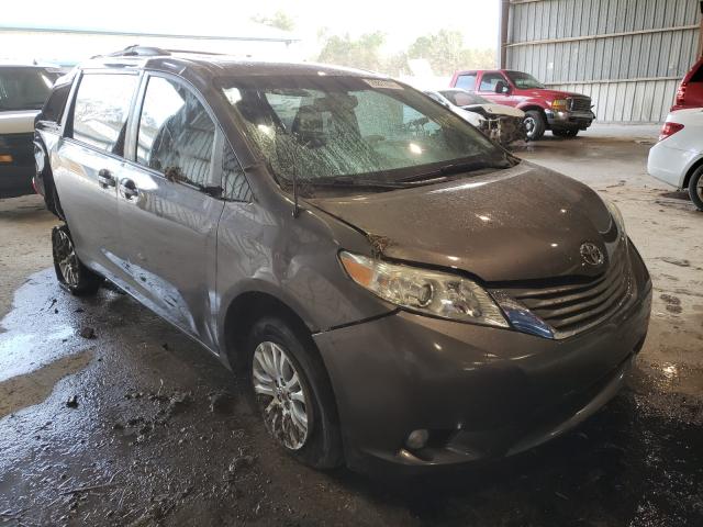 Toyota Sienna (2013)
