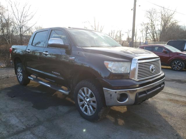 Toyota Tundra cre (2013)