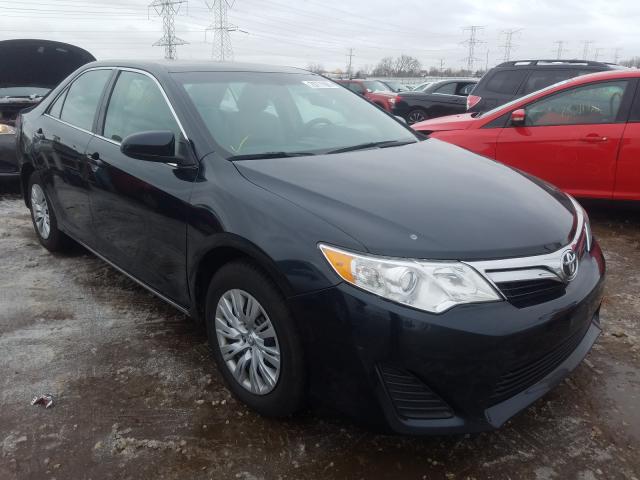 Toyota Camry base (2012)