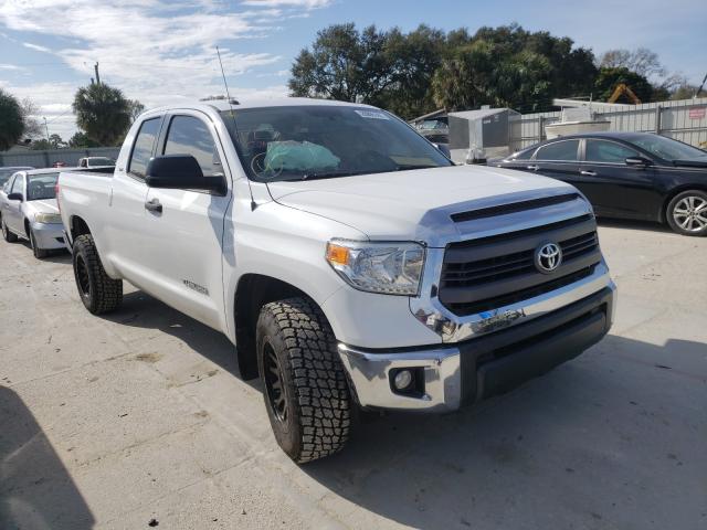Toyota Tundra dou (2015)