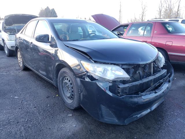 Toyota Camry base (2012)