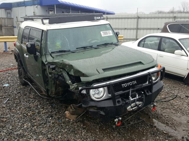 Toyota Fj cruiser (2012)