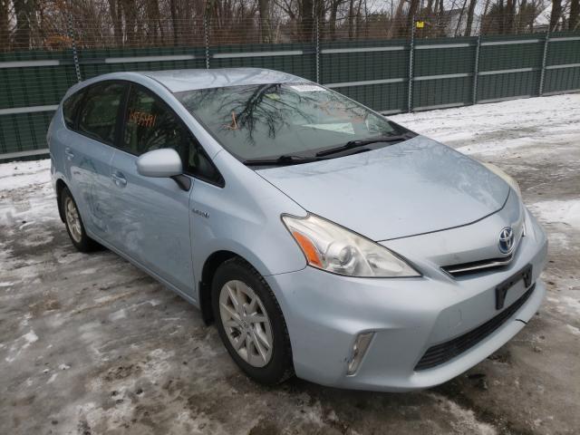 Toyota Prius v (2014)