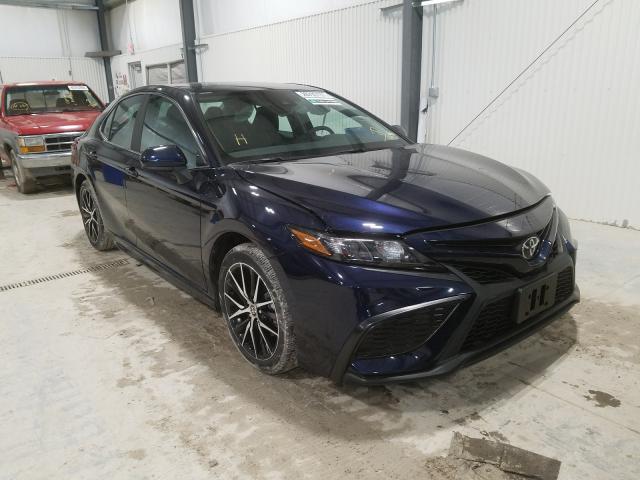Toyota Camry se (2021)