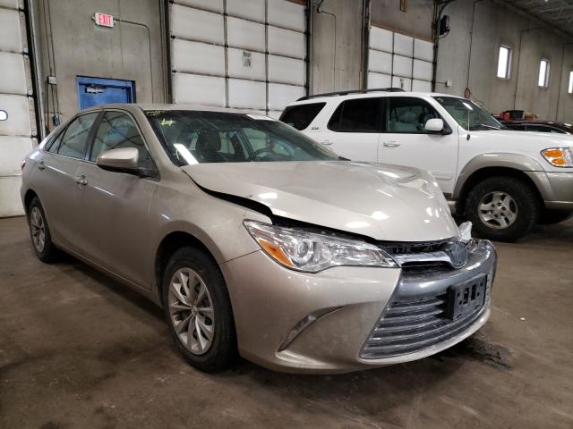 Toyota Camry le (2016)