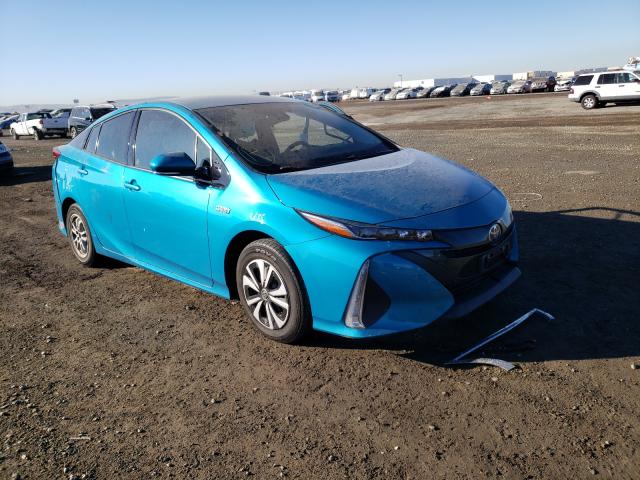 Toyota Prius prim (2017)