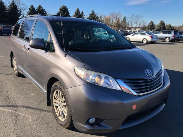 Toyota Sienna xle (2011)