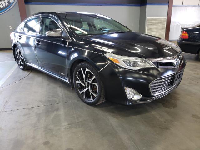 Toyota Avalon hyb (2015)