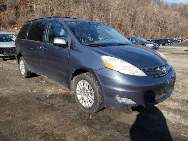 Toyota Sienna xle (2010)