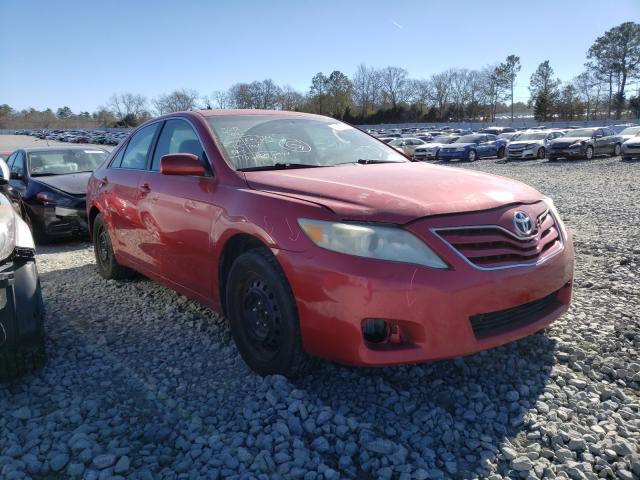 Toyota Camry base (2010)
