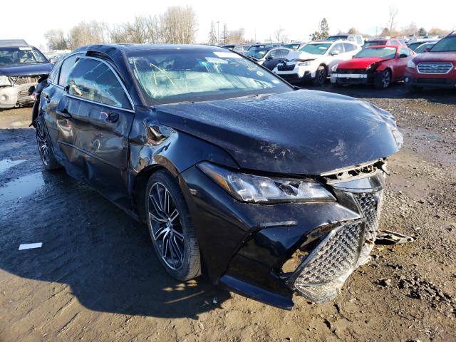 Toyota Avalon xle (2019)