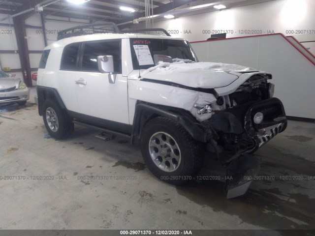 Toyota Fj cruiser (2013)