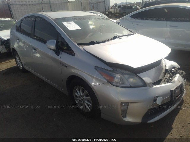 Toyota Prius plug-in (2013)
